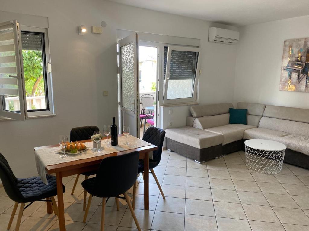Apartmani Josipa Trogir Exterior foto